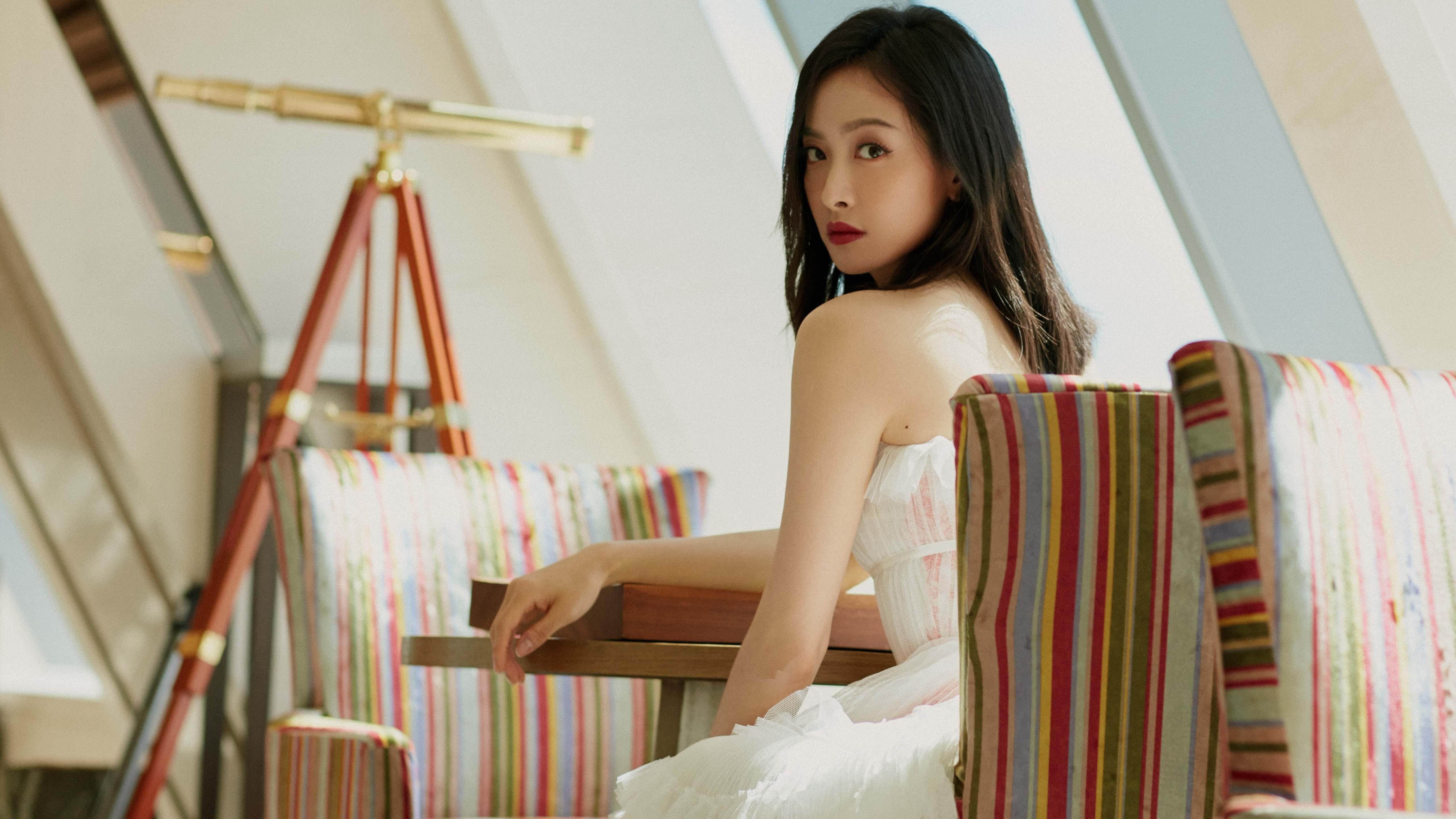 爱游戏在线登录入口-“快节奏规则开启行业新篇章——打破时间界限推动运动生态全面升级”